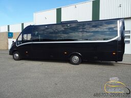 IVECO Rosero First FLHI XL 31 Sitze EURO 6