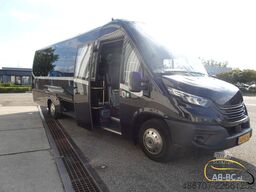 IVECO Rosero First FLHI XL 31 Sitze EURO 6