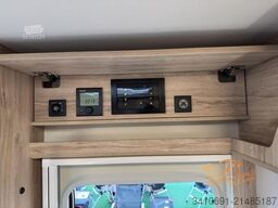 EURAMOBIL Profila T 695 EB Fahrassistenz RFK Lithium Navi