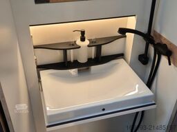 LA STRADA Nova EB*Vollluft*Klima*Lithium*LTE*Clesana*AHK