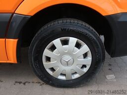 MERCEDES-BENZ Sprinter II Pritsche/DoKa 213 CDI/AHK/Nr. 74