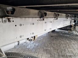 DAF CF 300 4x2 - Box - Low KM - Full air - Euro 6 -...