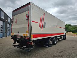SCANIA P410 6x2-4