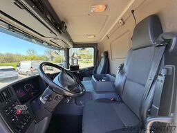 SCANIA P320 6x2-4