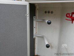 BLOMERT 1,5 Pferde mit Sattelkammer