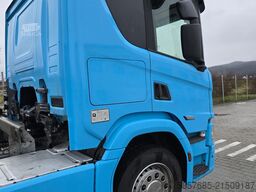 SCANIA P460