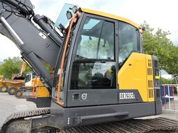 VOLVO ECR235EL