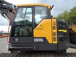 VOLVO ECR235EL