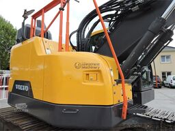 VOLVO ECR235EL