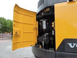VOLVO ECR235EL