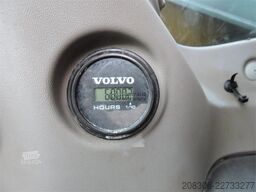 VOLVO ECR235EL
