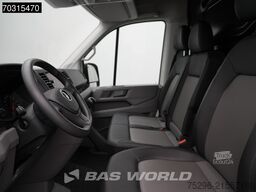 Volkswagen Crafter 102pk L3H3 Trekhaak Navi Airco Parkeers...