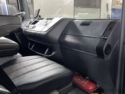 Mercedes-Benz Atego 815