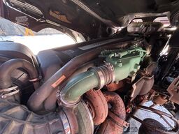 Volvo FH 16 750 6x4 FOR SALE AS CHASSIS / RETARDER