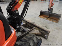 KUBOTA U48-4