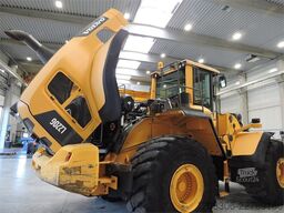 VOLVO L220G