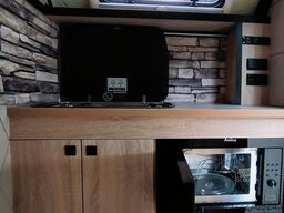  SPEEDCARAVAN BLACK ROAD