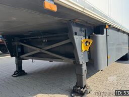 Schmitz Cargobull SKO 24 / Disk brakes / Carrier Vector 1550 / Pa...