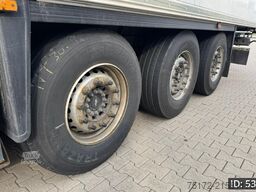 Schmitz Cargobull SKO 24 / Disk brakes / Carrier Vector 1550 / Pa...