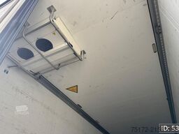 Schmitz Cargobull SKO 24 / Disk brakes / Carrier Vector 1950 / Pa...