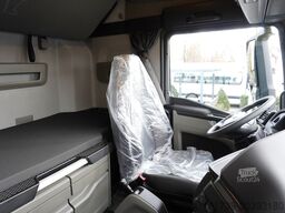 MAN TGX 26.400 / IGLOOCAR 20 pallets