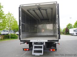 Renault D13 / 140 tho km !!! / Meat hooks