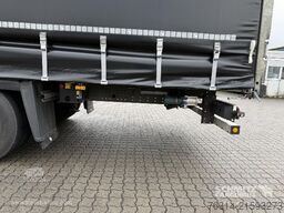 Schmitz Cargobull Curtainsider Mega Getränke