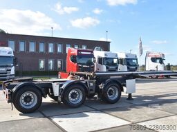 Renders ROC 16.30 ROC 16.30 - X STEERING - LIFT AXLE - ...