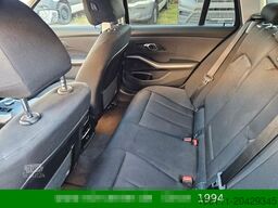 BMW 320d  Touring  xDrive  Navigation wenkbar