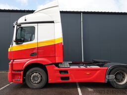 Mercedes-Benz Actros 1942 tractor unit