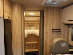 Eura Mobil Profila T 720 EB Mondial Edition