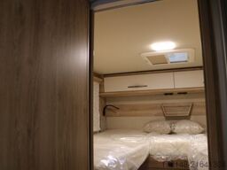 Eura Mobil Profila T 720 EB Mondial Edition