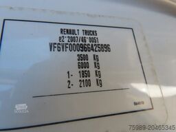 Renault Master 10,5 m,  3 seats, 3500 kg, euro6