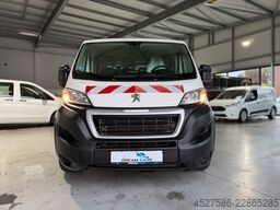 PEUGEOT Boxer Pritsche Doka 335 L3 BlueHDi 140*KLIMA*AHK