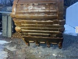 MB Crusher crushing bucket w/ G90 attachment