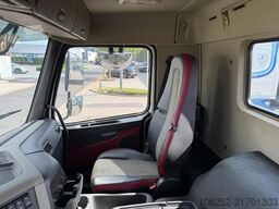 Volvo FM 420 8x2 HOOKLIFT + CRANE PALFINGER PK19.001 ...