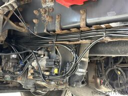 Scania P320 RETARDER - CLOSED BOX 8m25 x 2m47 x 2m30 -...
