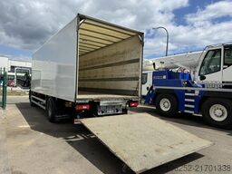 Scania P320 RETARDER - CLOSED BOX 8m25 x 2m47 x 2m30 -...
