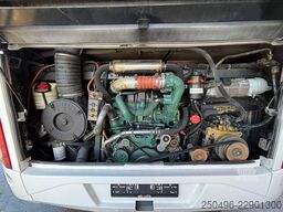 Volvo B11R 9700 HD 6x2*4 59 SEATS / AC / AUXILIARY HE...