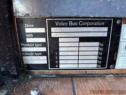 Volvo B11R 9700 HD 6x2*4 59 SEATS / AC / AUXILIARY HE...