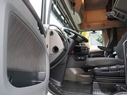 DAF XF 450 6×2 E6 / Refrigerator Lacapit/FRC