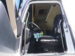 Mercedes-Benz Actros 2542 / GIGA cabin / Thermoking
