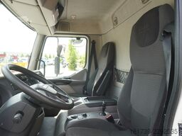 DAF LF 220 / Refrigerator 16 EPAL Multitemp