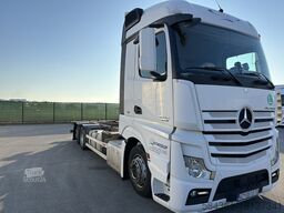 Mercedes-Benz Actros 2545L