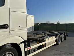 Mercedes-Benz Actros 2545L