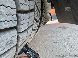 Volvo FL 250 4x2 THERMOKING V-100 Max / BOX L=8280 mm