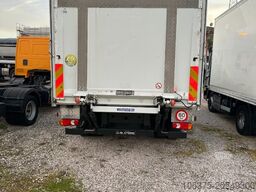 IVECO EUROCARGO 120E25