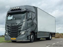 Iveco S-WAY