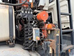 MAN TGS 35.400 Abrollkipper Meiller Krans Atlas 12,1