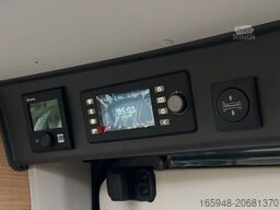 ADRIA Twin Max 680 SGX *MAN*Automatik*ACC*Hubbett*